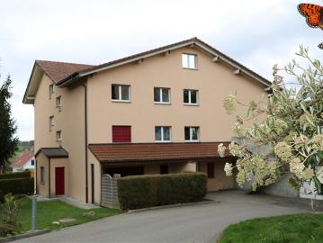 2 ZIMMER – Mit schöner Terrasse!