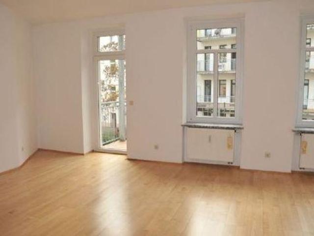 2 Zimmer mit Südbalkon
