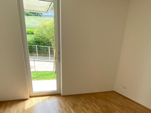 2 Zimmer Neubauwohnung mit Süd Terrasse und Eigengarten