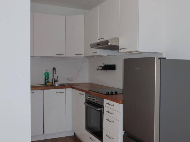 2 Zimmer Neubau in Schwechat mit Balkon und Garage
