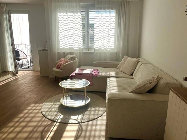 2 Zimmer Neubau in Wien 1070 mit Balkon