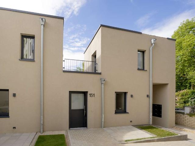 2 Zimmer Reihenhaus an der Alten Bastei | mit Terrasse, in Uninähe!