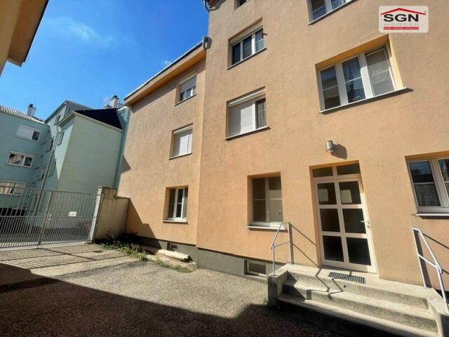 2 Zimmer sanierte Genossenschaftswohnung in Zentrum Hainburg