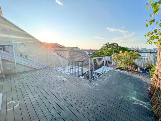 2 Zimmer, separat begehbar! Dachgeschosswohnung OHNE LIFT mit 18 m2 Dachterrasse, Nähe Botanischer Garten!