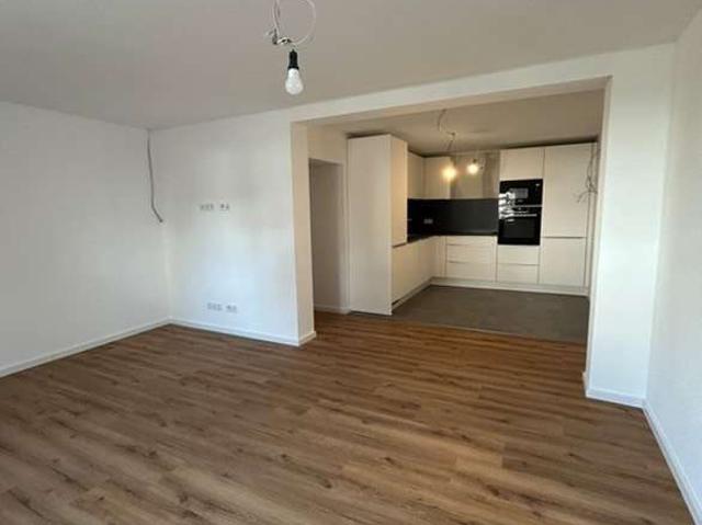 2 Zimmer Single Wohnung in Birkenau inkl. Stellplätze und neuer Einbauküche