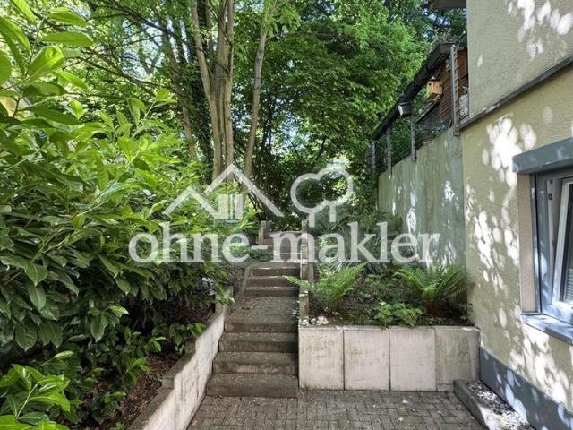 2 Zimmer Souterrain Wohnung mit Terrasse und EBK