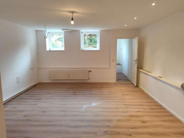 2 Zimmer Souterrain Wohnung Rostock
