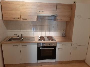 2 Zimmer Stadtwohnung mit möblierter Küche