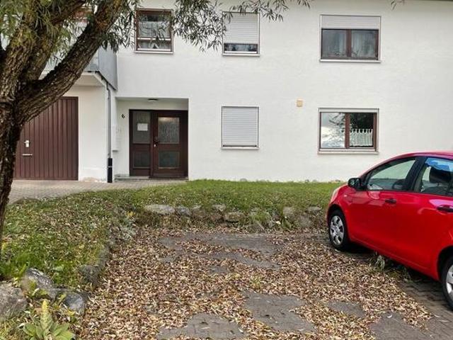 2 Zimmerwohnung 74 m2 mit Balkon und Stellplatz