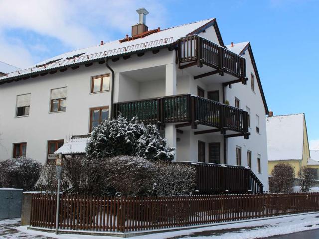 2 Zimmerwohnung Gersthofen mit Terrasse und Garten