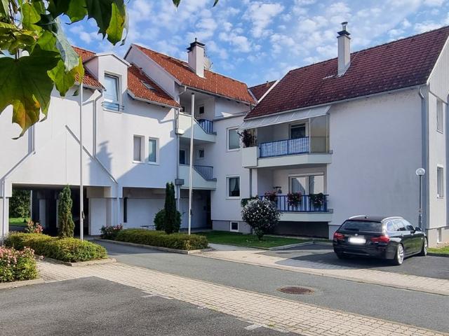 2 Zimmerwohnung im Erdgeschoss mit Loggia