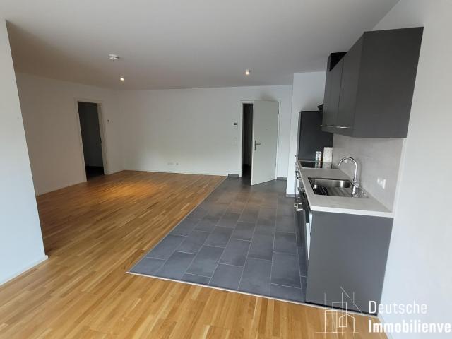 2 Zimmerwohnung im Neubau mit Einbauküche, Keller und Tiefgarage