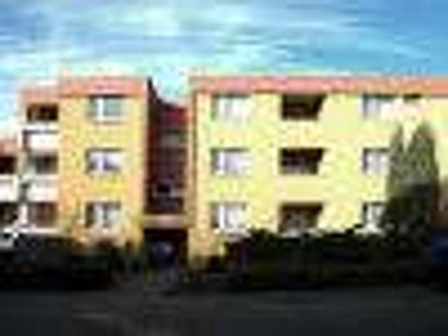 2 Zimmerwohnung in grüner Umgebung WBS erforderlich