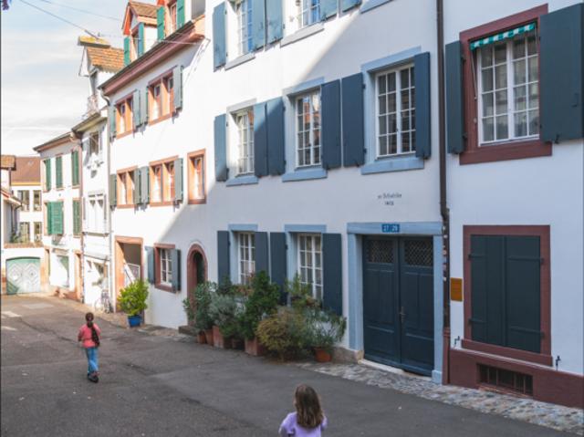 2 Zimmerwohnung in der Altstadt befristet bis Ende Januar 2027