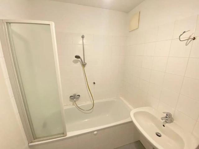 2 ZIMMERWOHNUNG IN MITTERTREFFLING