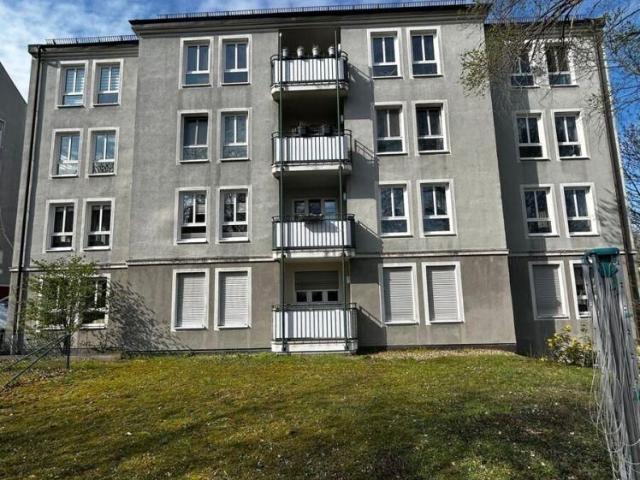 2 Zimmerwohnung mit Balkon im Erdgeschoß