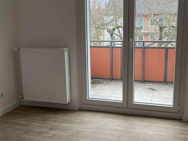 2 Zimmerwohnung mit Balkon in 35578 Wetzlar, Johann Sebastian Bach Straße 10, 2.OG rechts