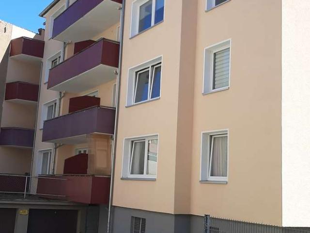 2 Zimmerwohnung mit Balkon, nähe Bahnhof Über Ihnen wohnt Niemand