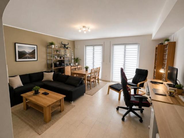 2 Zimmerwohnung mit großer 11,8qm West Balkon Zentrumsnah