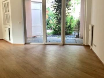 2 Zimmerwohnung mit Terrasse im Grünen