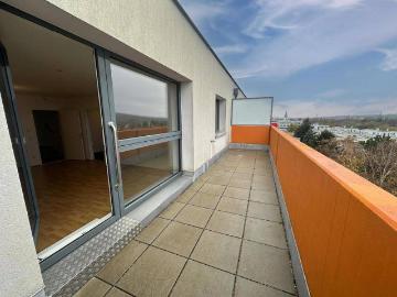 2 Zimmerwohnung mit Terrasse + Garagenplatz geschenkt!