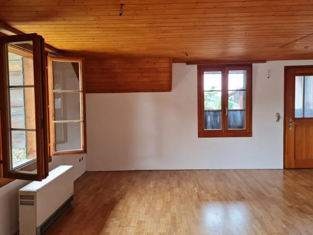 2 Zimmerwohnung Nähe Bahnhof Bowil