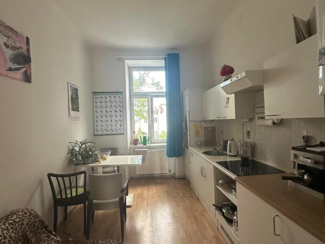 2 Zimmerwohnung, voll möbliert