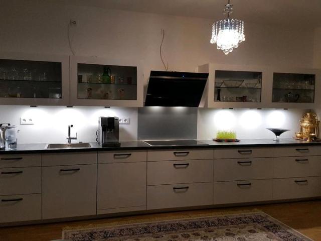 2 ZKB, 52 qm, 1. OG, EBK, Balkon, preisgedämpft, 820 EUR 1.1.27