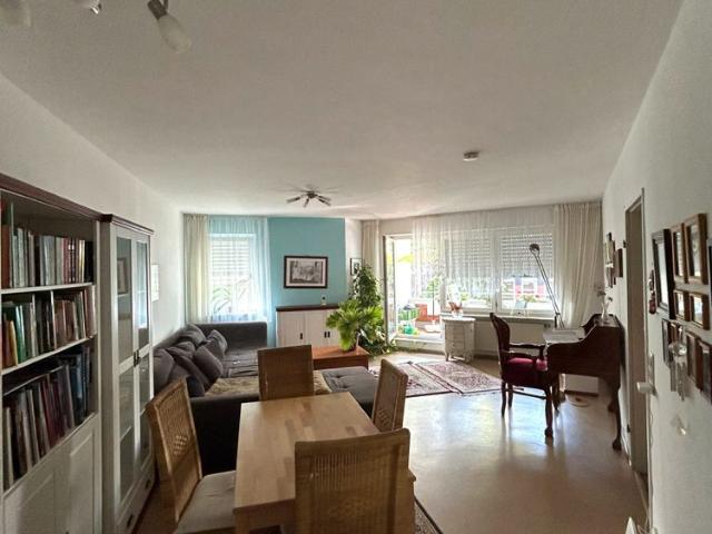 2 ZKB Wohnung mit Loggia in Trier Süd!