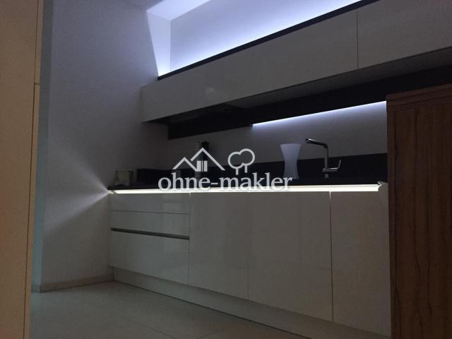 2 ZKB Luxus Altbau Designerküche |Designerbad |teilw. Fußbodenheizung | Balkon | Lift | Stellplatz