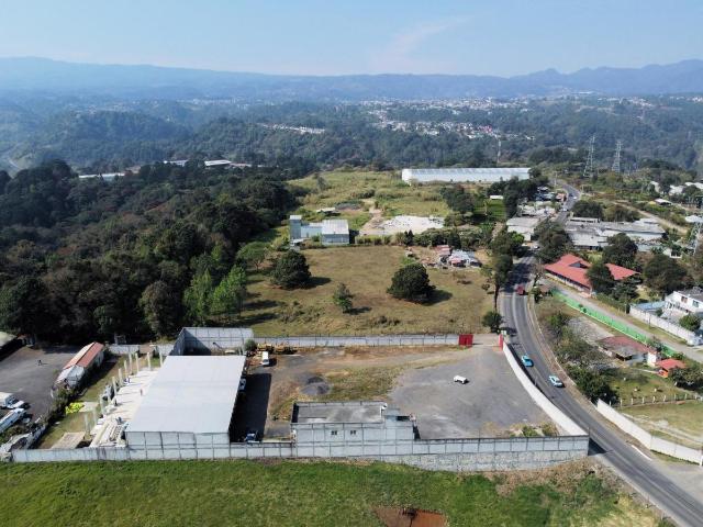 2,000 m? de Terreno Comercial a Pie de Carretera en Huauchinango