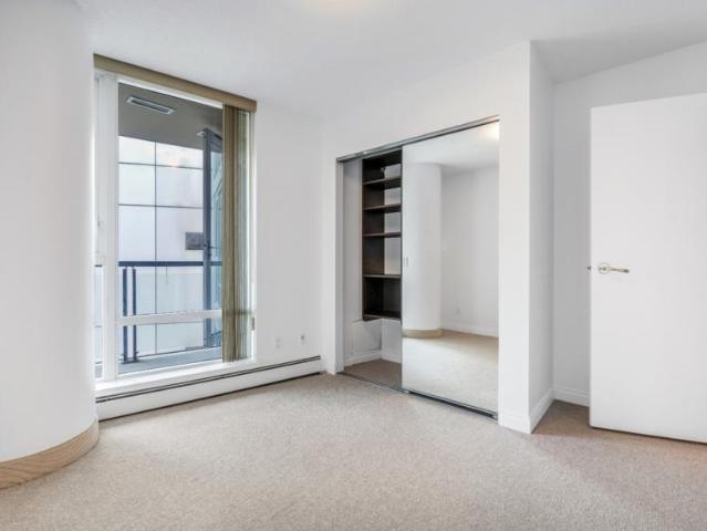 2.0 bedroom, Burnaby British Columbia V5J 5J8 93075814