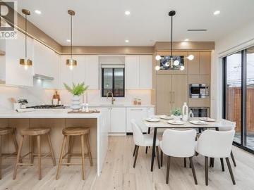 Greater Vancouver - Patio, Garden, Fireplace
