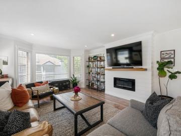 2 1584 Avenue, Surrey, BC, V4N 0W4 townhouse for sale | Listing ID R3137 | Royal LePage