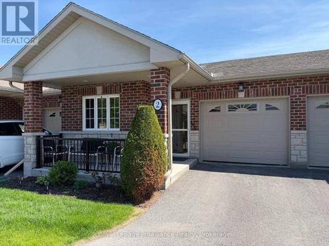 2 16 Lane Avenue, Belleville Ward, ON, K8P 0B1 townhouse for sale | Listing ID X13613 | Royal LePage
