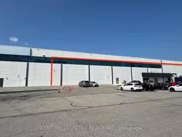 2 10 Via Renzo Drive, Richmond Hill Rouge Woods, ON, L4S 0.