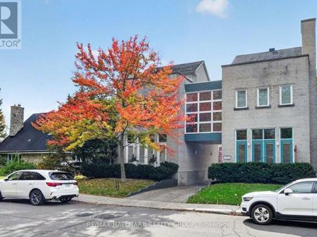 2 121 Mackay Street, Ottawa, ON, K1M 2B4 house for sale | Listing ID X13873 | Royal LePage