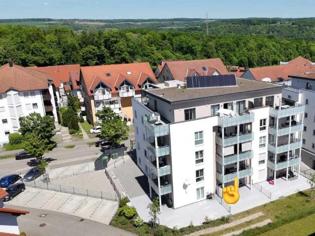 2 1/2 Zimmer 77qm behindertengerechte Wohnung + Garage + Küche