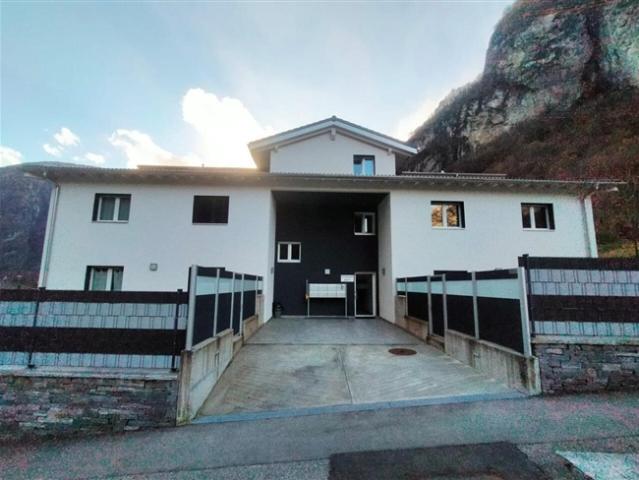 2 1/2 Zimmer Wohnung an sehr ruhiger, sonniger Aussichtslage / 2 1/2 Zimmer Wohnung in ruhiger und sonniger Lage mit schöner Aussicht