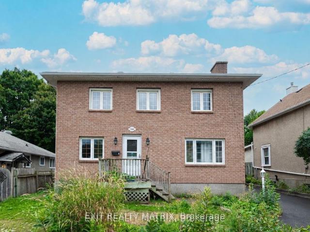 2 1384 Chatelain Avenue, Ottawa