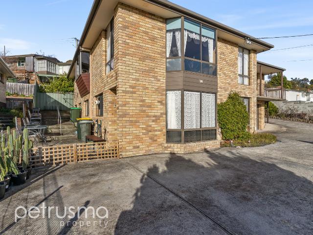 2 / 1a Barry Street Petrusma Property