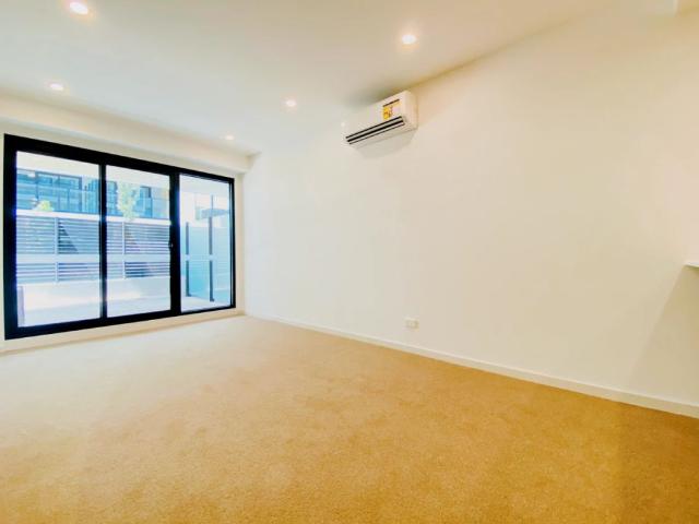 2.1B/29 Browns Road,Clayton,Victoria 3168, Melbourne