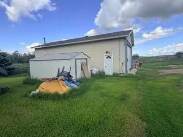 2 24228 Twp Road 554, Rural Sturgeon County, AB, T0A 0K5 hou.