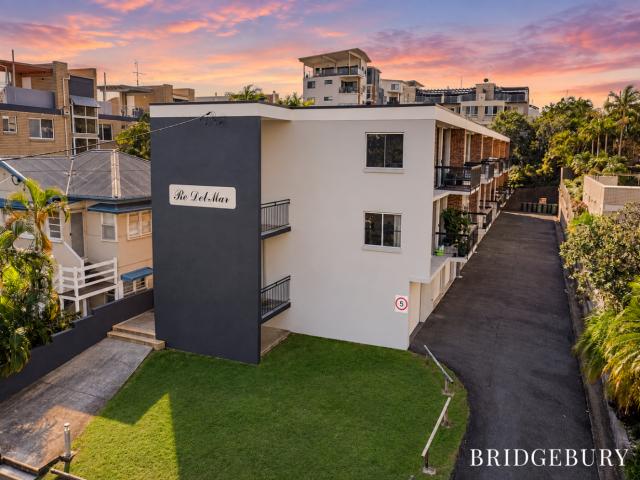 2, 27 Burgess Street, Kings Beach