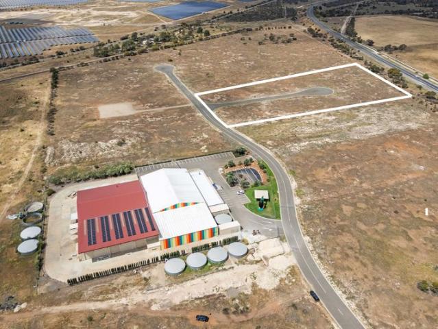 2.27ha of Prime Land with Mixed Use Potential