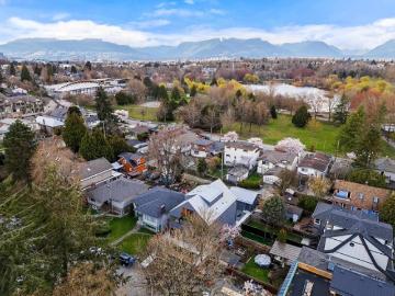Greater Vancouver - Garden, Balcony, Parking