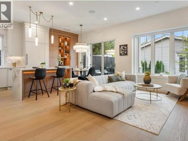 2 2256 E Pender Street, Vancouver, BC, V5L 1X4 house for sale | Listing ID R3175 | Royal LePage