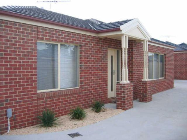 2 / 23 Laura Avenue, BELMONT VIC 3216