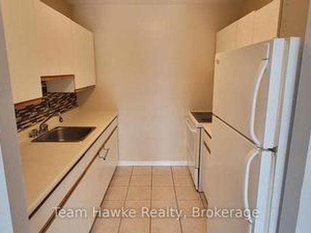 2 349 King Street, Midland, ON, L4R 3K7 house for lease | Listing ID S13635 | Royal LePage