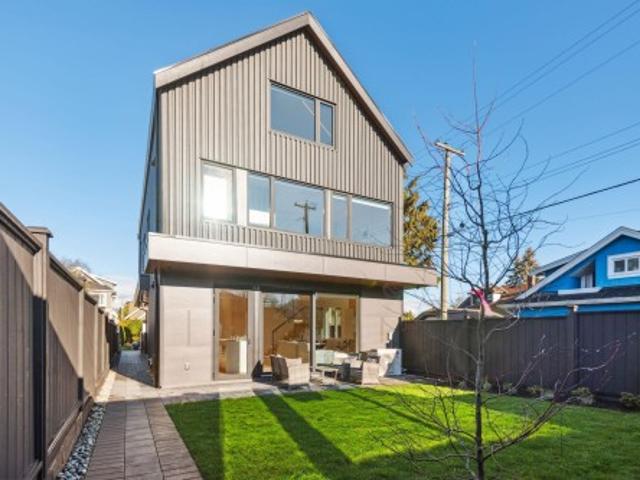 2 362 Th Avenue W, Vancouver, BC, V6S 1E8 duplex for sale | Listing ID R3117 | Royal LePage